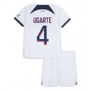 Paris Saint-Germain Manuel Ugarte #4 Replika Babytøj Udebanesæt Børn 2023-24 Kortærmet (+ Korte bukser)